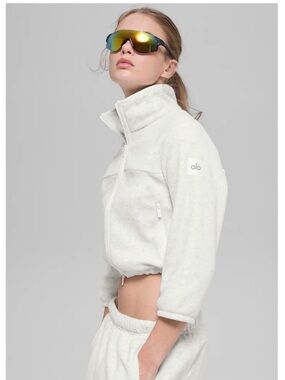 Alo Fleece Retreat Cropped Jacket White Heather Grey XS Cozy Mountain Retreat